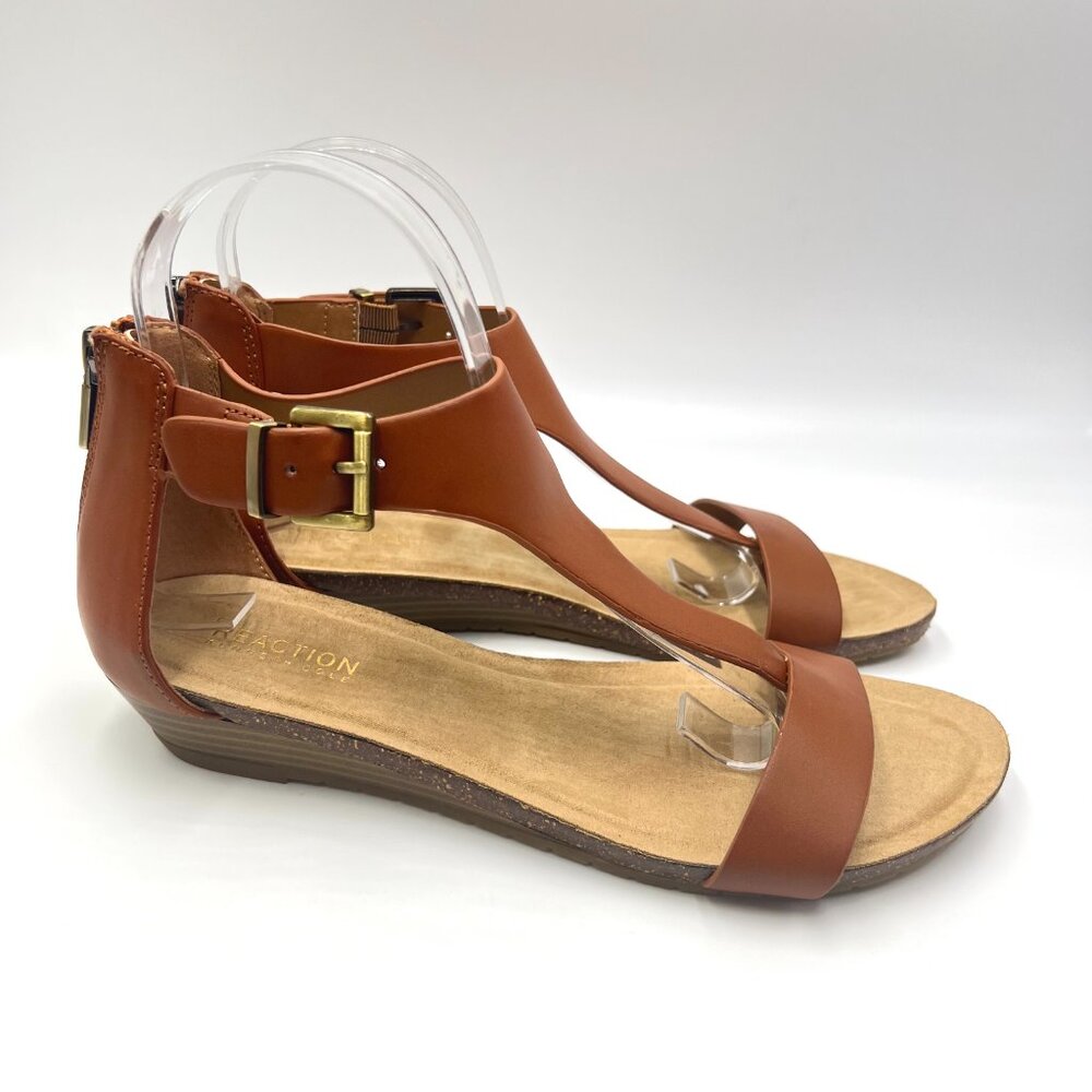 Kenneth‎ Cole Reaction Size 7.5 Cognac Brown T-Strap Low Wedges Sandals Shoes